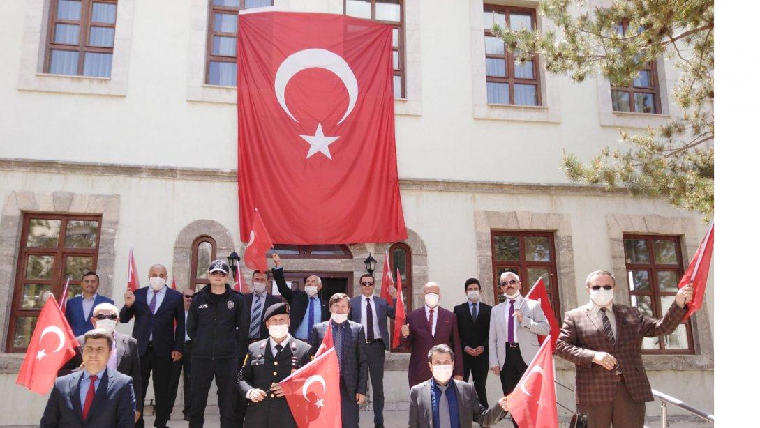 19 Mayıs Atatürk'ü Anma, Gençlik ve Spor Bayramının 101. yıl dönümü coşku içinde kutlandı.