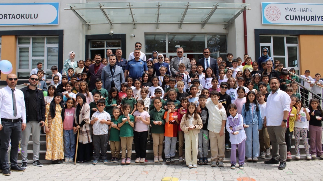 Geleneksel Çocuk Oyunları Şenliği Düzenlendi